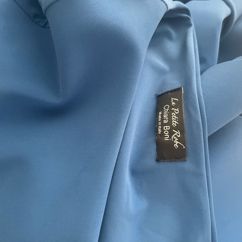 NWOT CHIARA BONI LA PETITE ROBE
Dinara Peplum Sheath Cocktail Dress US sz 4 - Picture 5 of 6